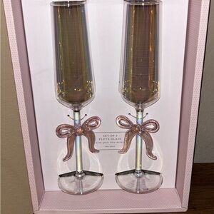 Cupcakes and Cashmere Set of 2 Flute Glasses w/ Glass Bow